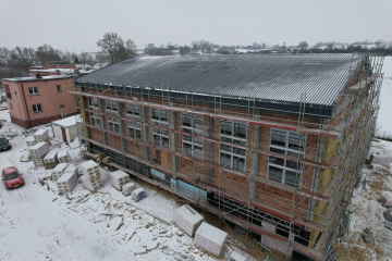 Postępy prac przy budowie sali gimnastycznej w Zagorzycach